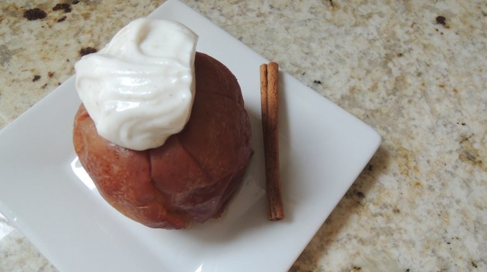 Slow cooker baked apples