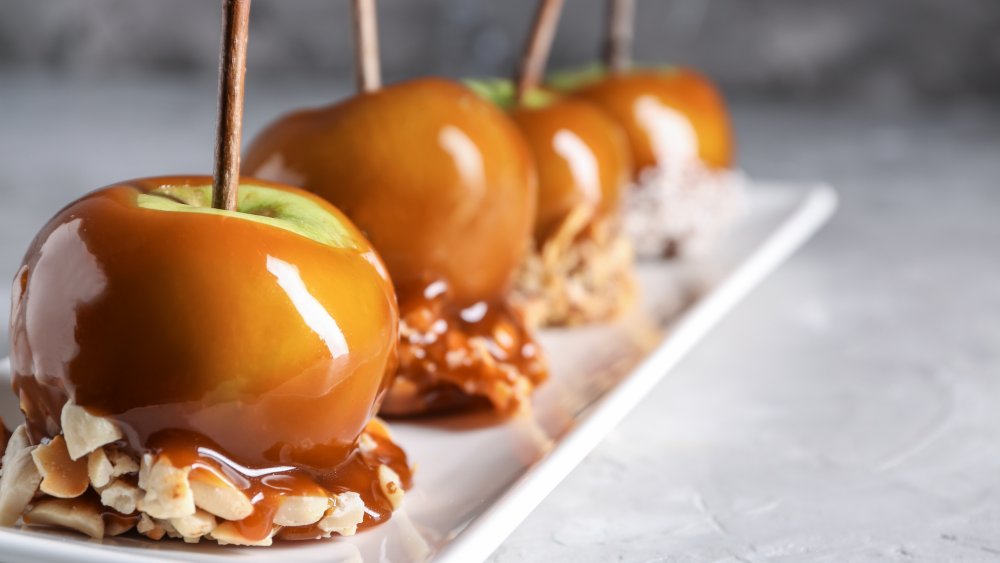 Caramel apples easy 3-ingredient desserts