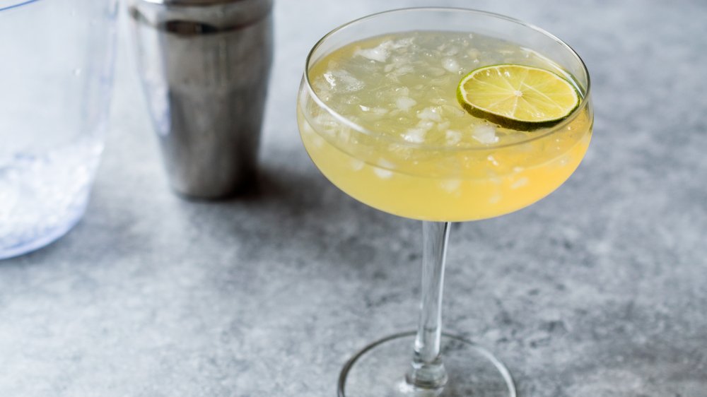 Gimlet cocktail