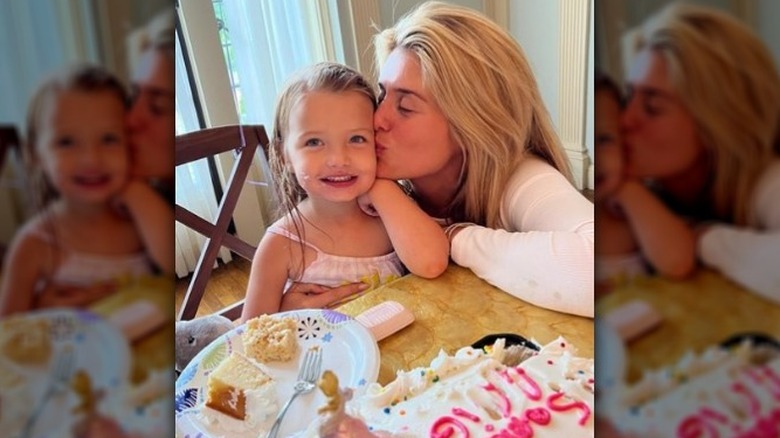 Gigi and her mom Daphne Oz