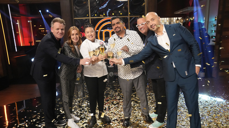 Dara Yu celebrating with judges and hosts