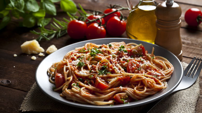 A plate of spaghetti