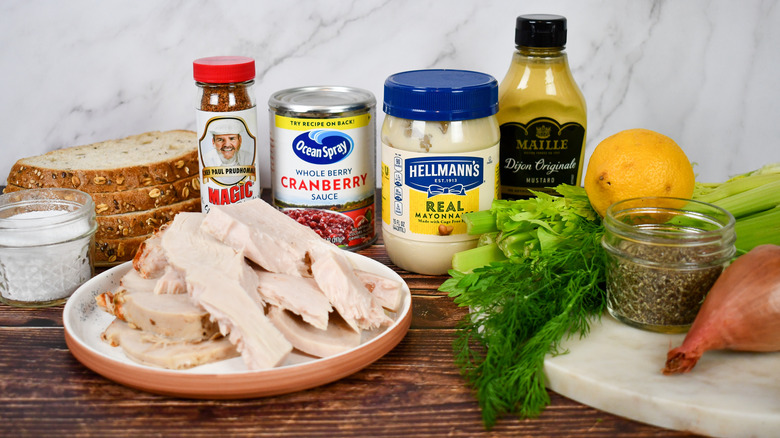 Ingredients for turkey salad