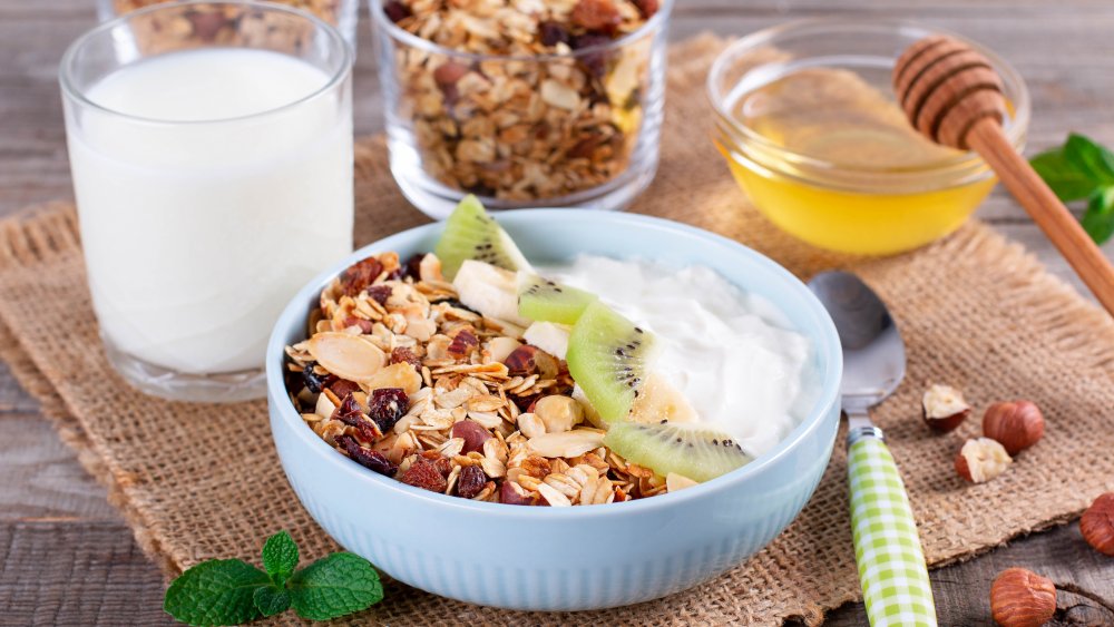 Greek yogurt with muesli