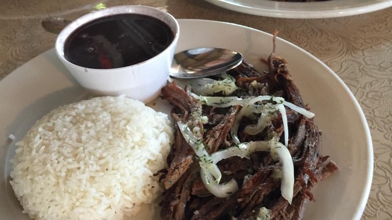 vaca frita with white rice and black beans