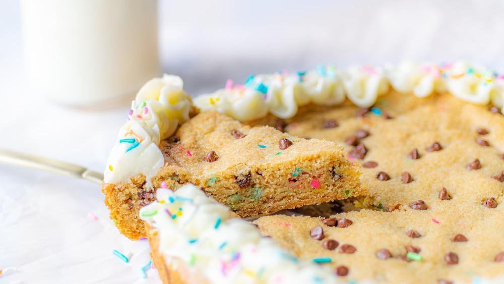 chocolate chip cookie cake with icing