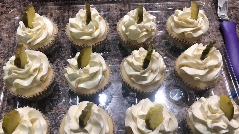 pickle cupcakes with frosting 