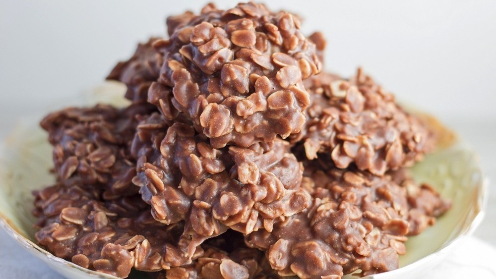 stack of no-bake cookies