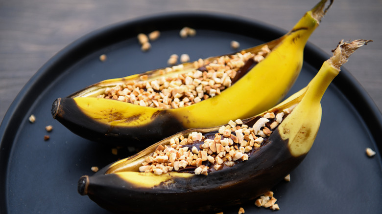 grilled chocolate banana boats