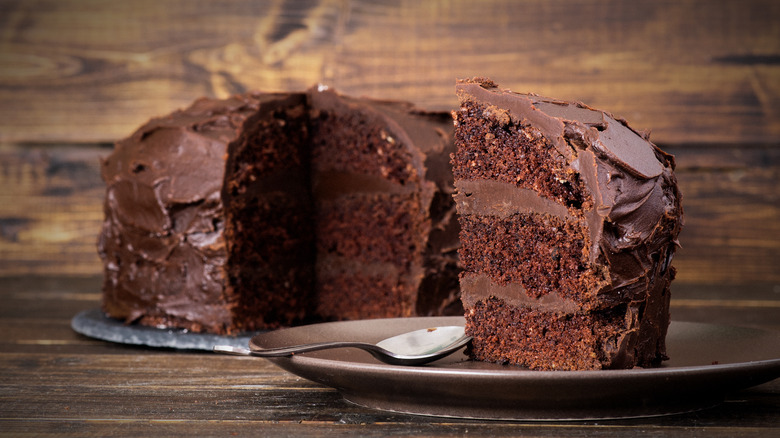 Devil's food cake