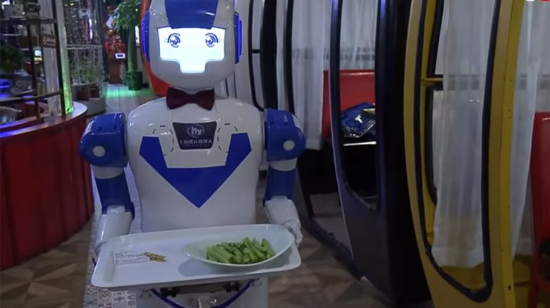 robot waiter