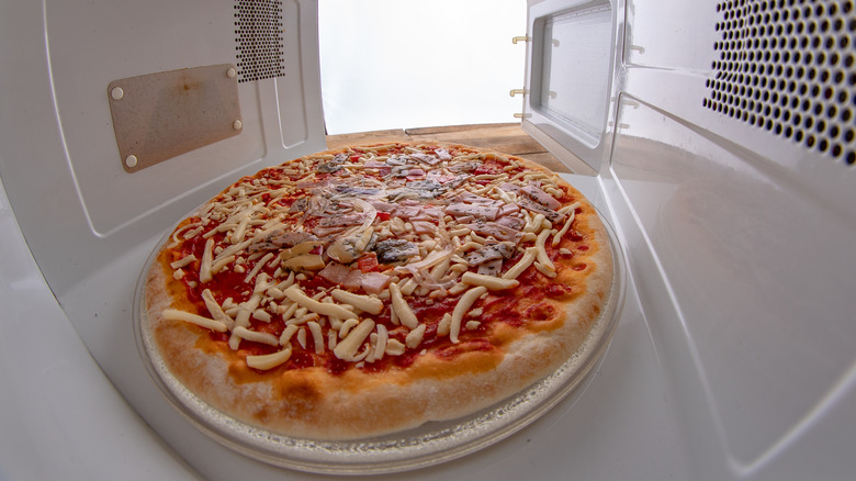 microwave pizza