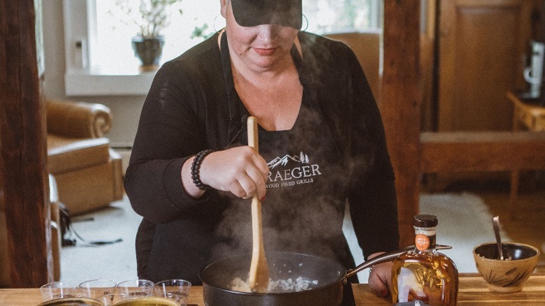 Danielle Bennett cooking