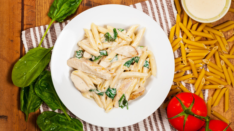 chicken alfredo penne