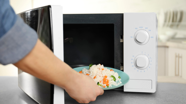 Microwaving vegetables and rice