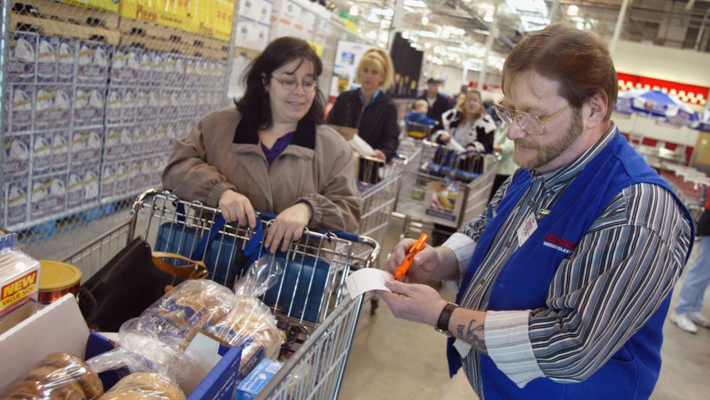 Costco shoppers