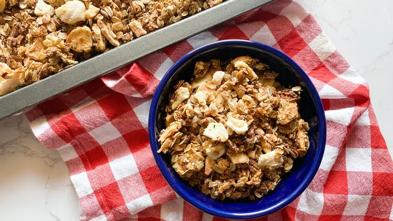 granola in bowl