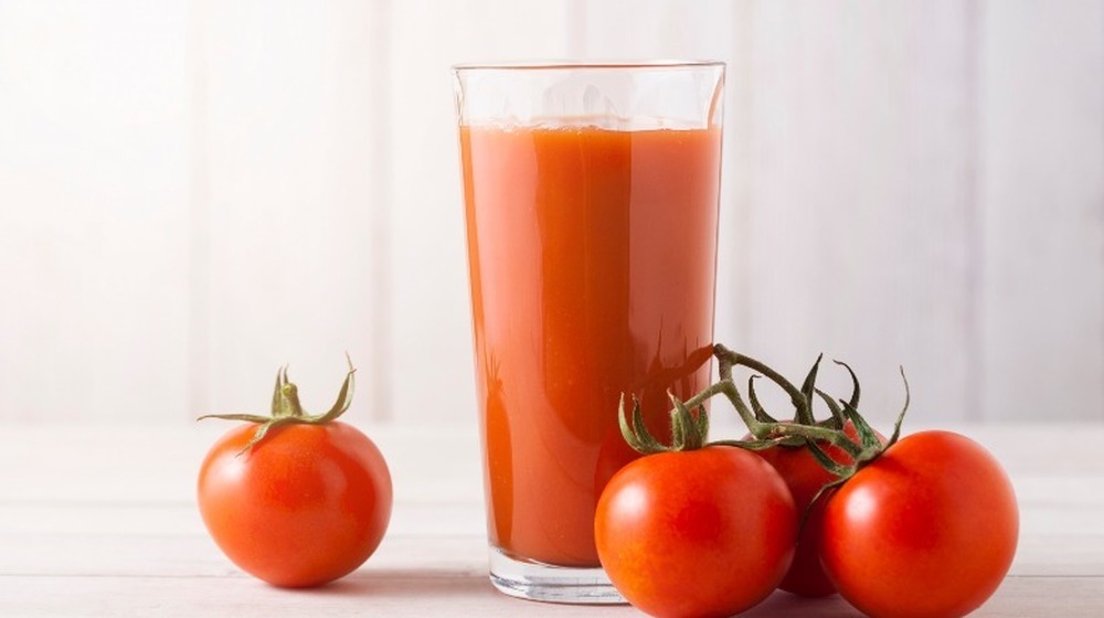 glass of tomato juice