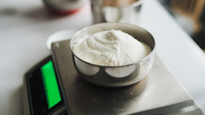 digital scale weighing flour