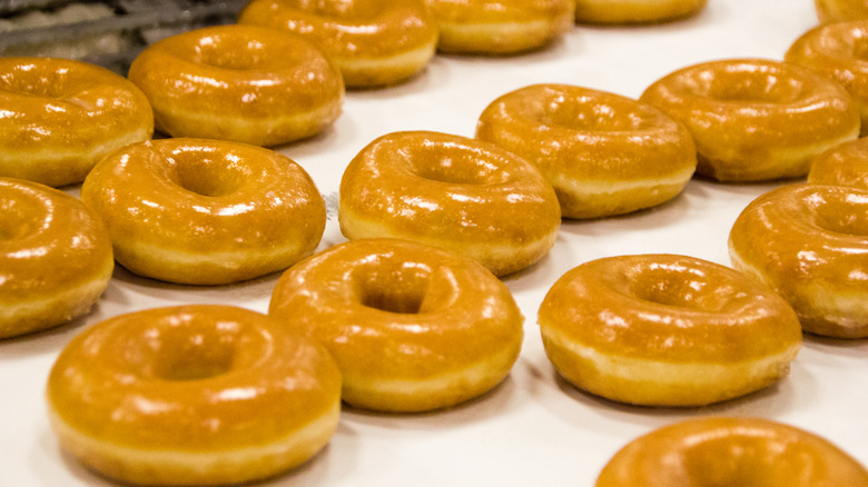 Dunkin' glazed donuts