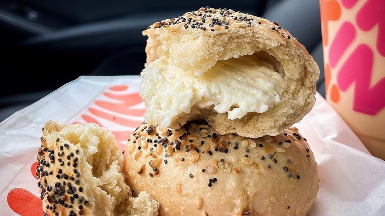 Dunkin' Everything Bagel Minis