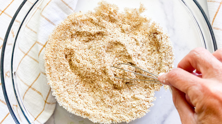 dry ingredients in bowl 