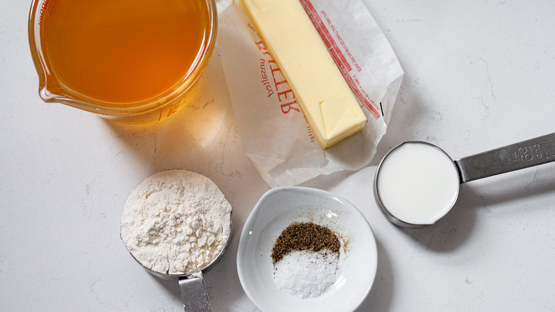 ingredients for easy chicken gravy