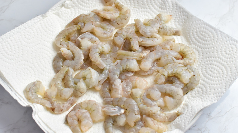 shrimp on paper towel