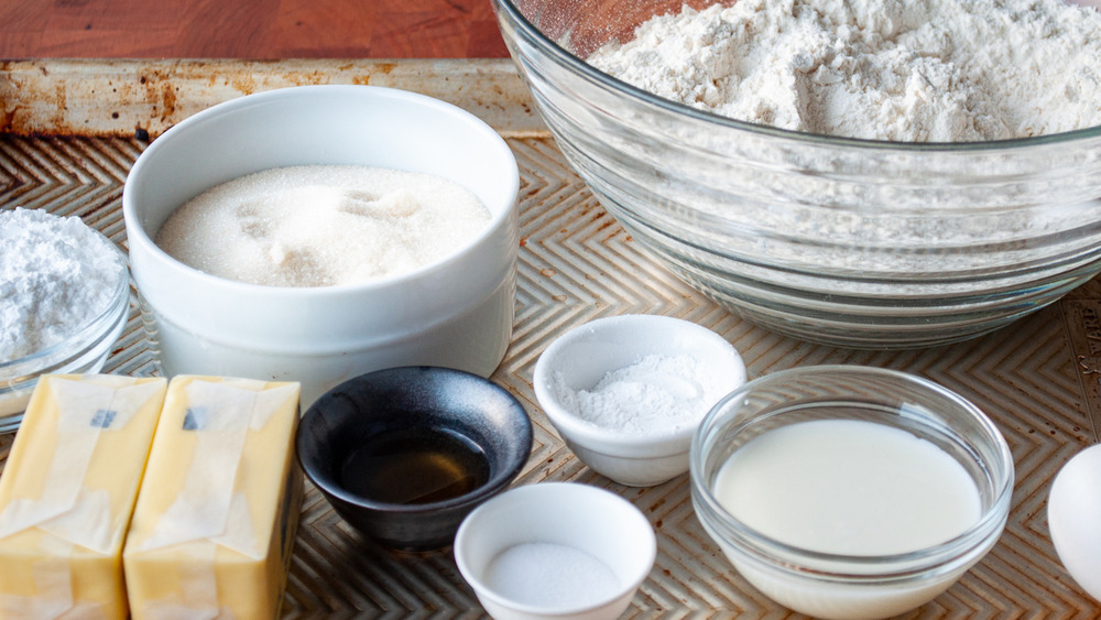 Easy frosted sugar cookies