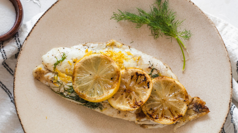 orange roughy plated with lemon