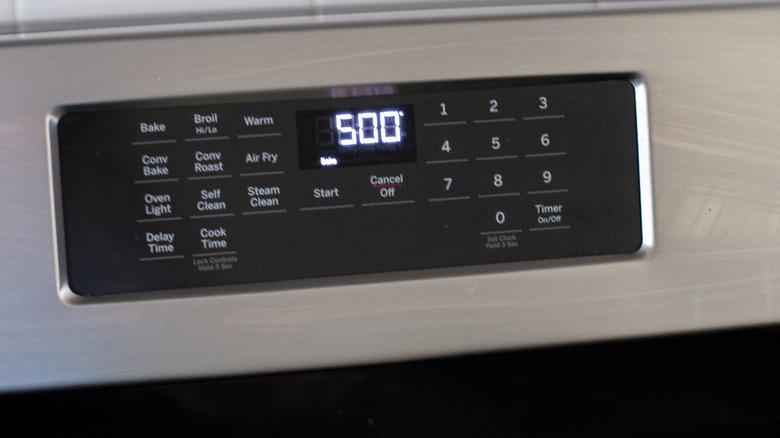 oven display reading 500 F