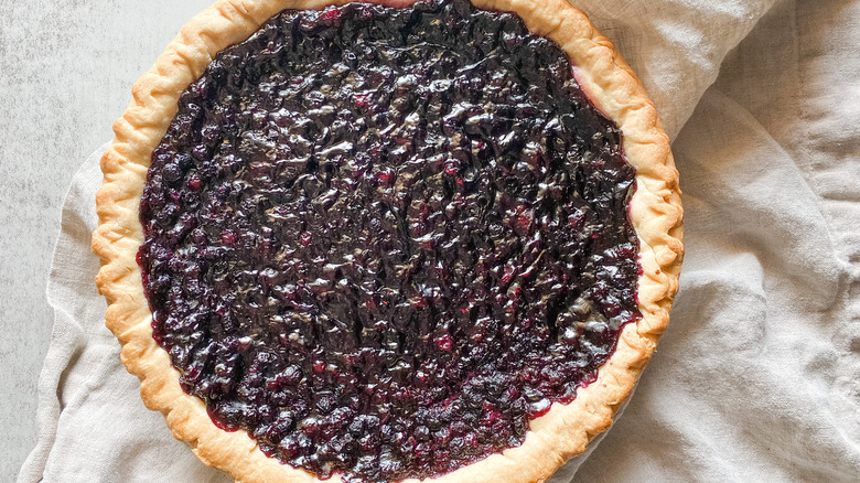 Huckleberry pie