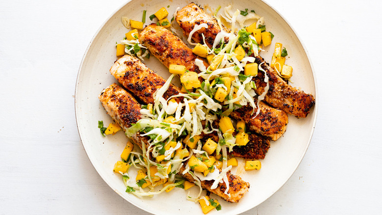 salmon with mango slaw