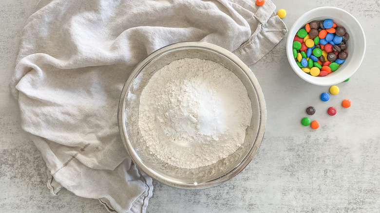 dry ingredients in a small bowl