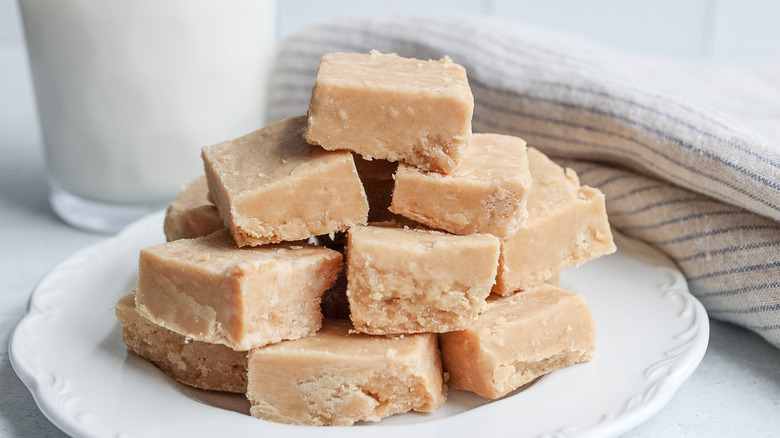 peanut butter fudge bars on plate 