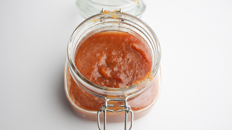 jar of persimmon jam