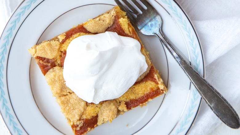 pumpkin bar with whipped cream