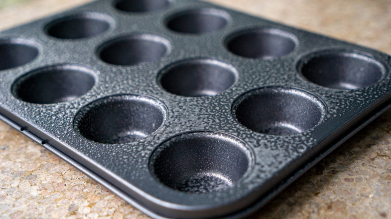 muffin tin 