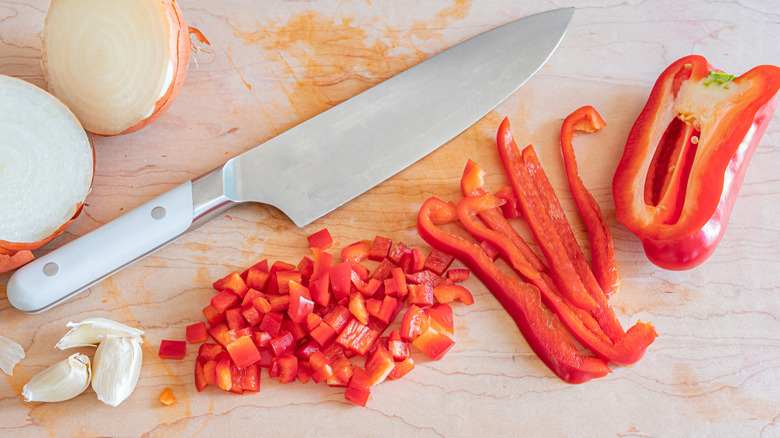 chopping peppers