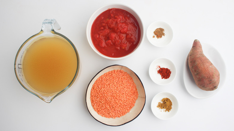 The ingredients for easy red lentil soup