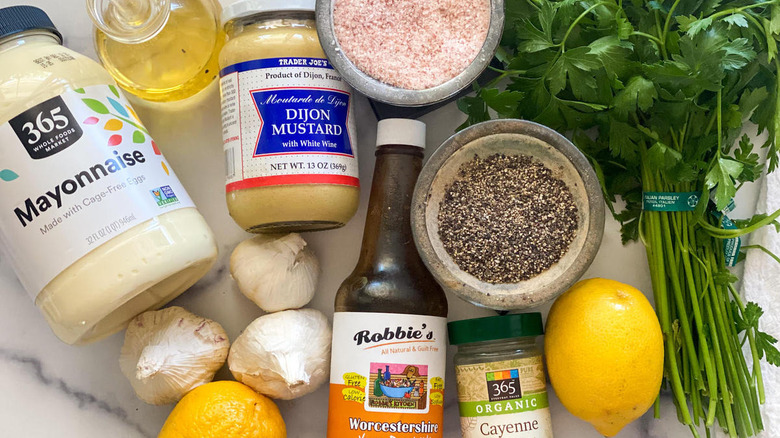 Ingredients for garlic aioli