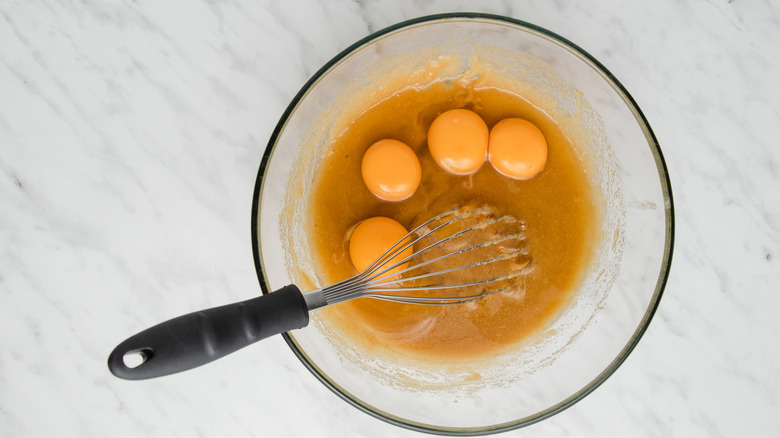 Mixing the wet ingredients