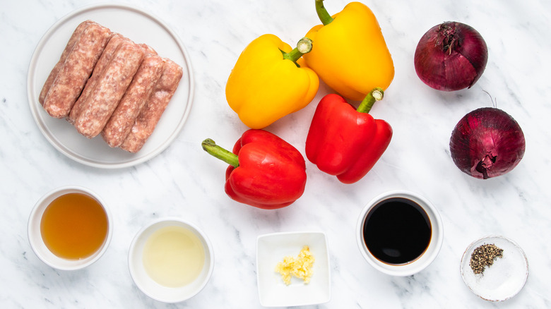 easy sausage and peppers ingredients 