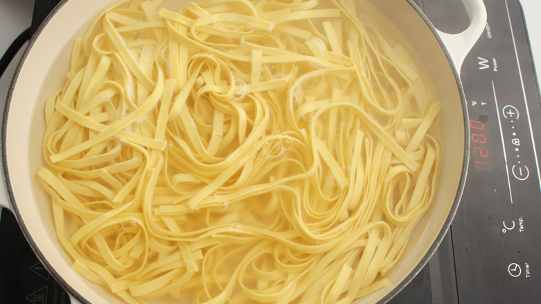 pasta in a pot 