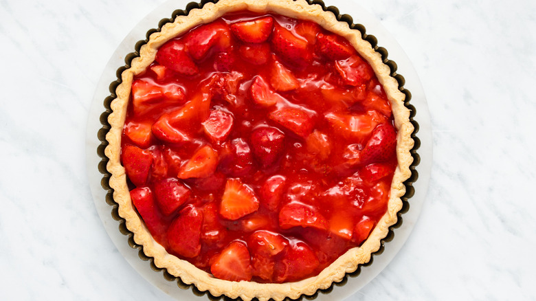 uncut strawberry pie