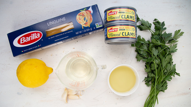 ingredients for clam linguine