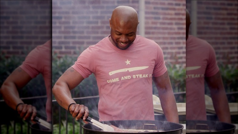 Eddie Jackson grilling