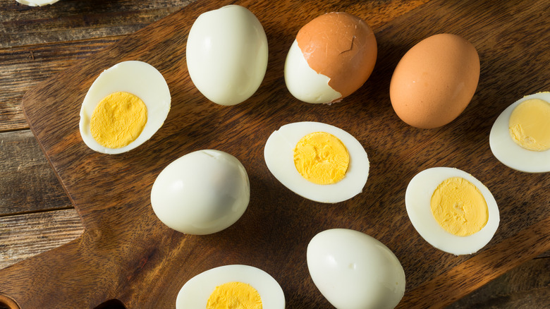 hard-boiled eggs peeled