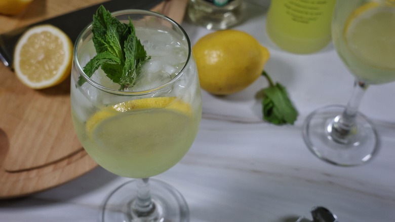 elderflower limoncello spritz