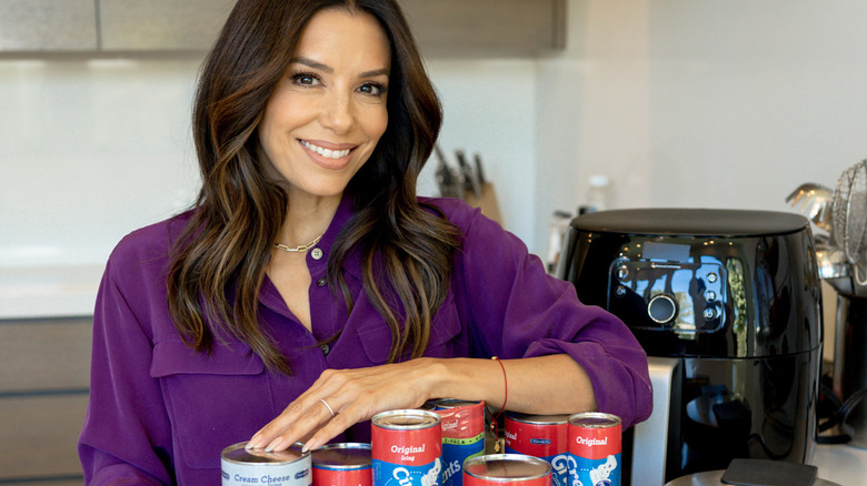 Eva Longoria in the kitchen with Pillsbury products